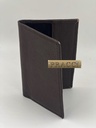 Porta pasaporte liso choco