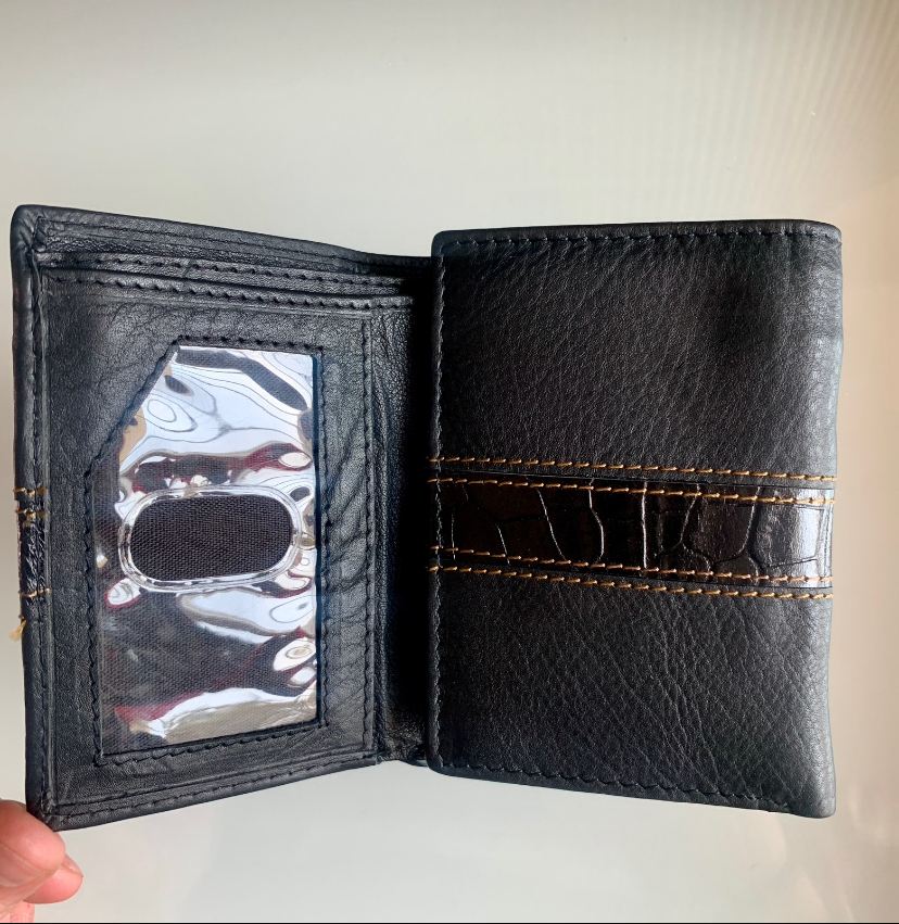 Billetera caballero negra